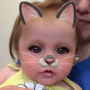 Meet your Posher, Crystal